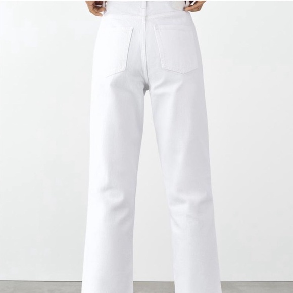 Zara Z1975 High Rise Straight Leg Raw Hem Rigid White Jeans 6164/059/250 Size 6 - Picture 2 of 16